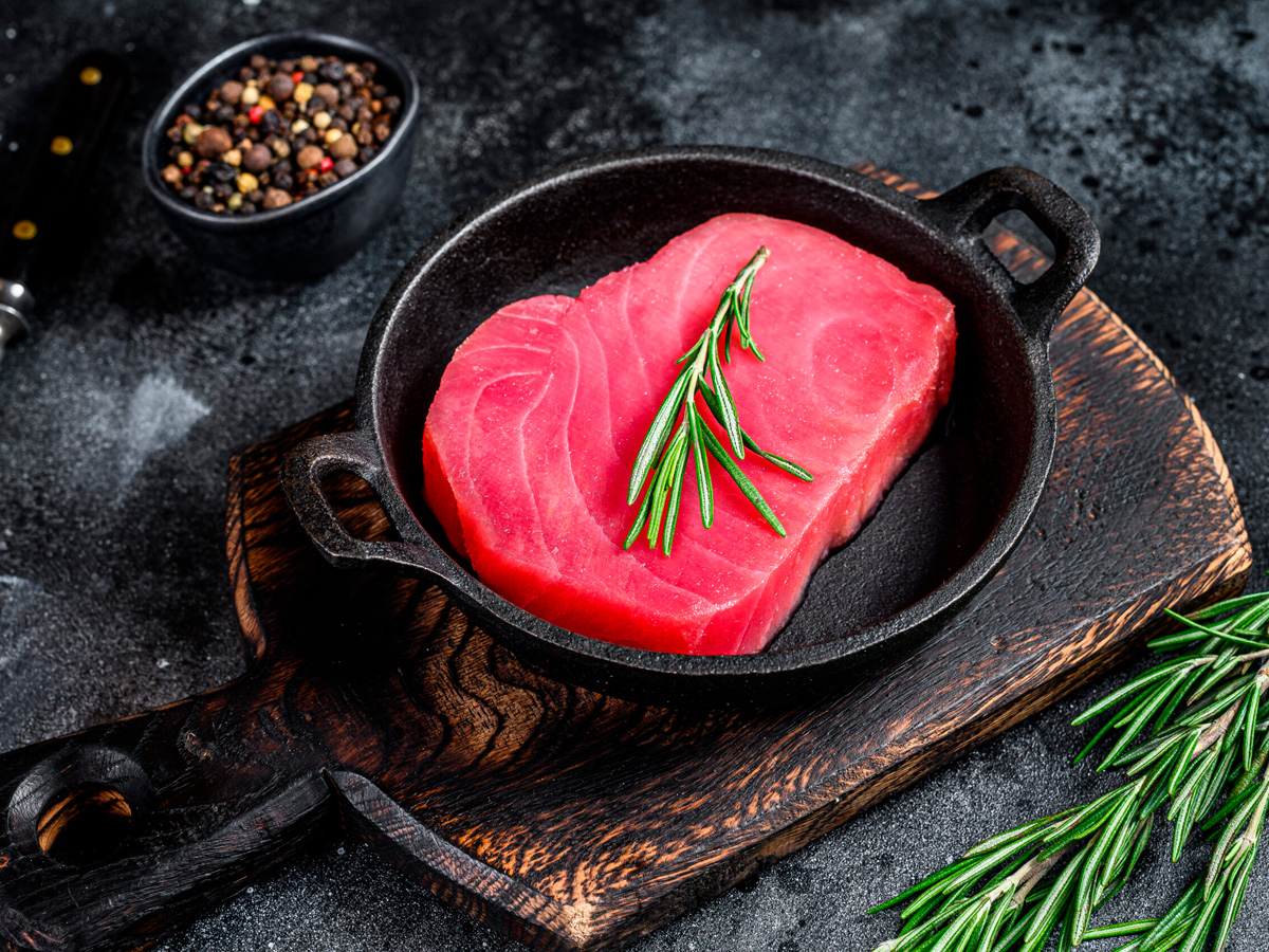 Tuňák steak